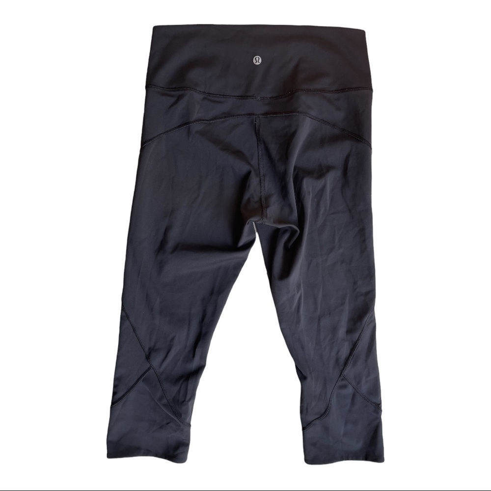 Lululemon black crops sz 8